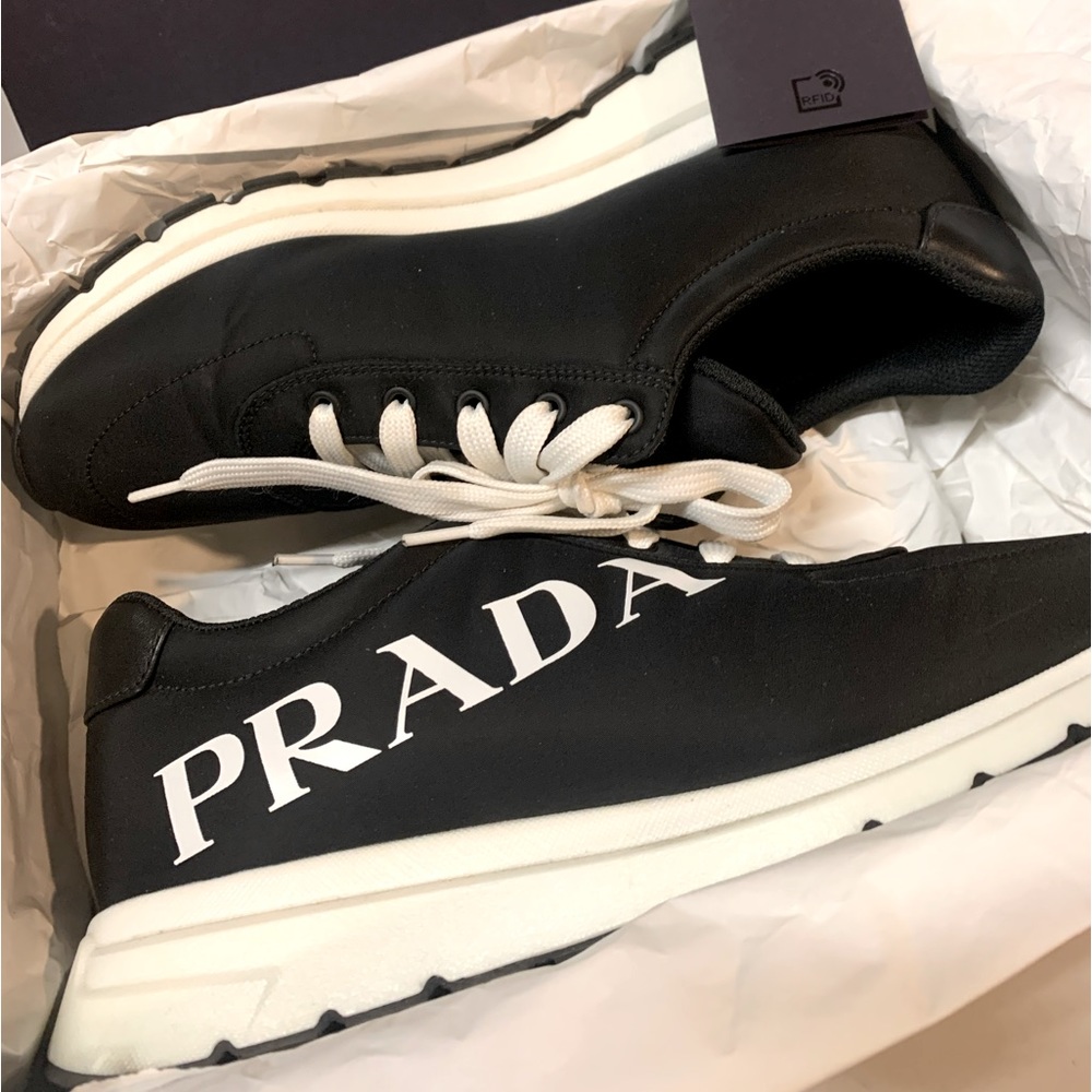 AUTH PRADA Sneakers Plain Logo Street Style, in BLACK Unisex, EU 8.5/US 10